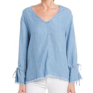 Rails Zimi Linen Blend Denim Blouse with Frayed Hem in Medium Vintage Wash Small